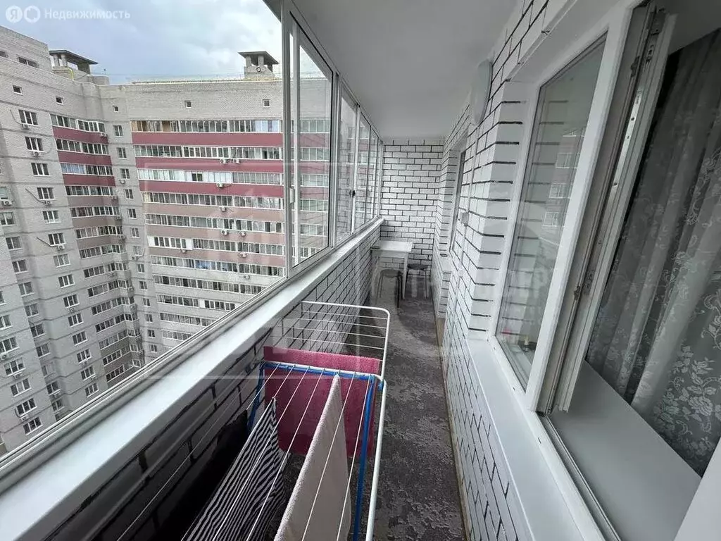 1-комнатная квартира: Воронеж, Олимпийский бульвар, 6 (40 м) - Фото 0