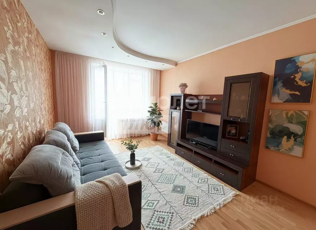 2-к кв. Омская область, Омск просп. Комарова, 17к2 (52.7 м) - Фото 2