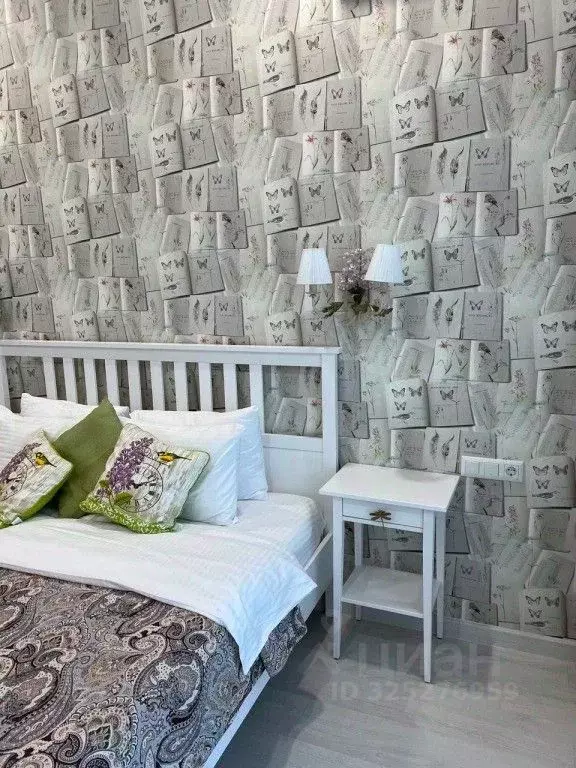 2-к кв. Крым, Алушта аллея Декабристов, 5 (80.0 м) - Фото 2