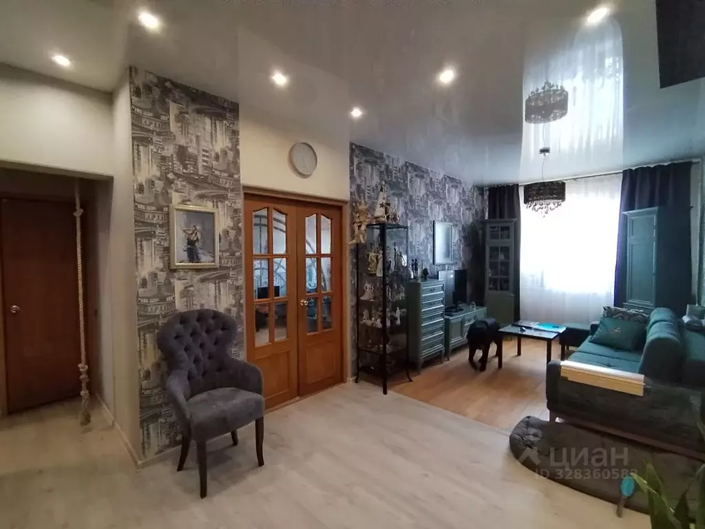 3-к кв. Мурманская область, Мурманск ул. Шмидта, 8 (74.6 м) - Фото 1