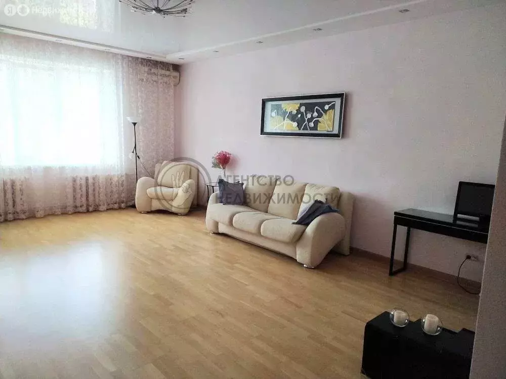 2-комнатная квартира: Казань, улица Курашова, 20 (71 м) - Фото 1