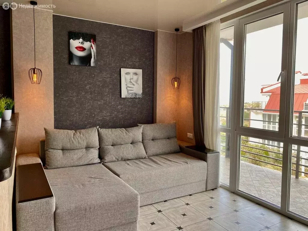 2-комнатная квартира: Севастополь, Фиолентовское шоссе, 134к1 (64 м) - Фото 1