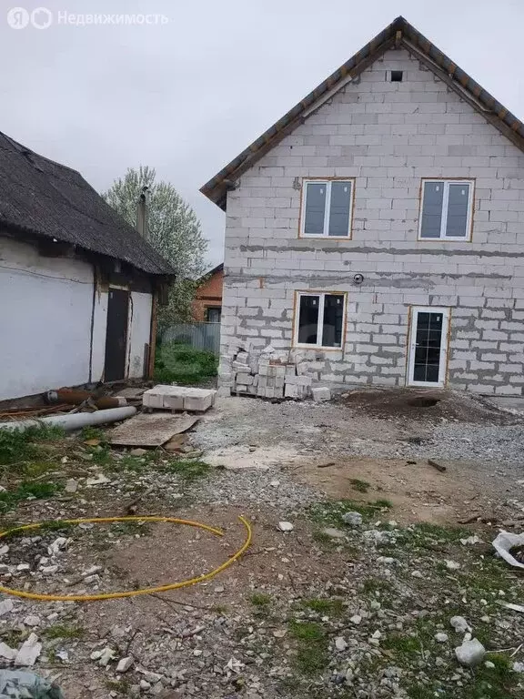 Дом в Златоуст, улица Победы (140 м) - Фото 0