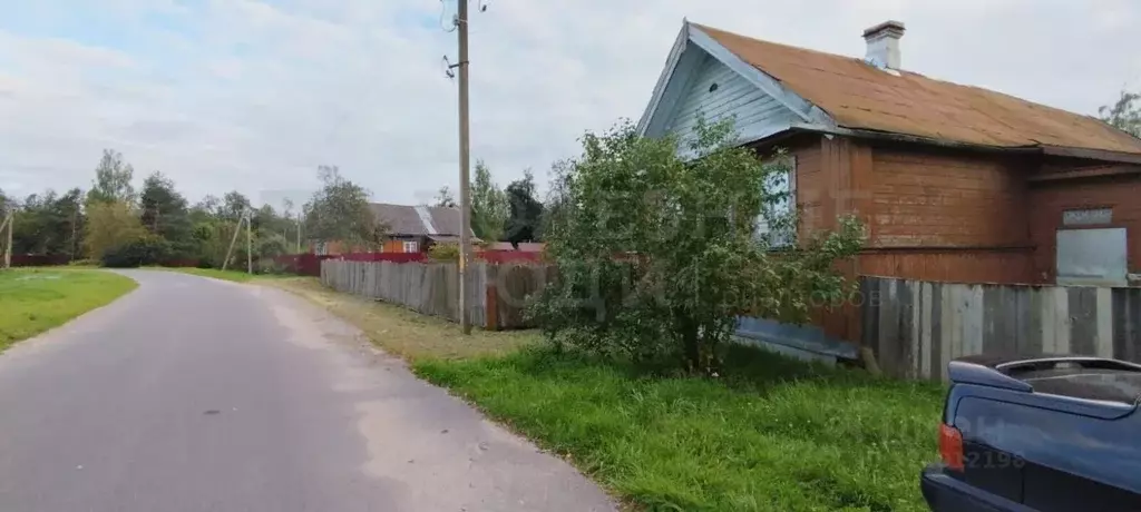 Дом в Новгородская область, Боровичский район, Волокское с/пос, д. ... - Фото 1