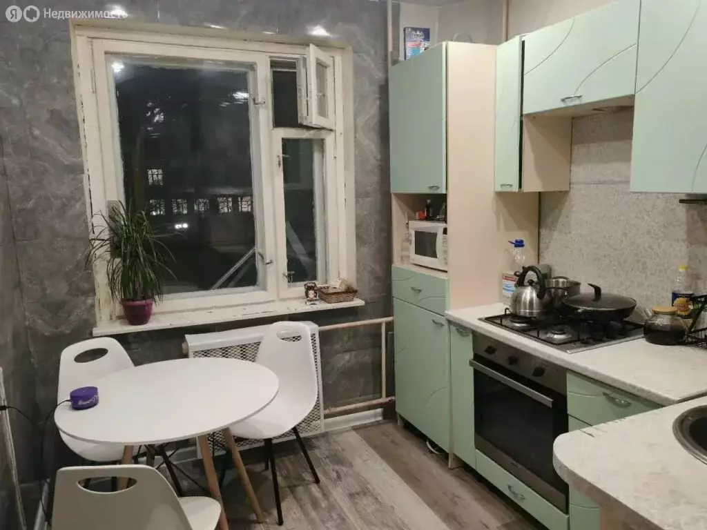 3-комнатная квартира: Вологда, улица Горького, 74 (63 м) - Фото 1