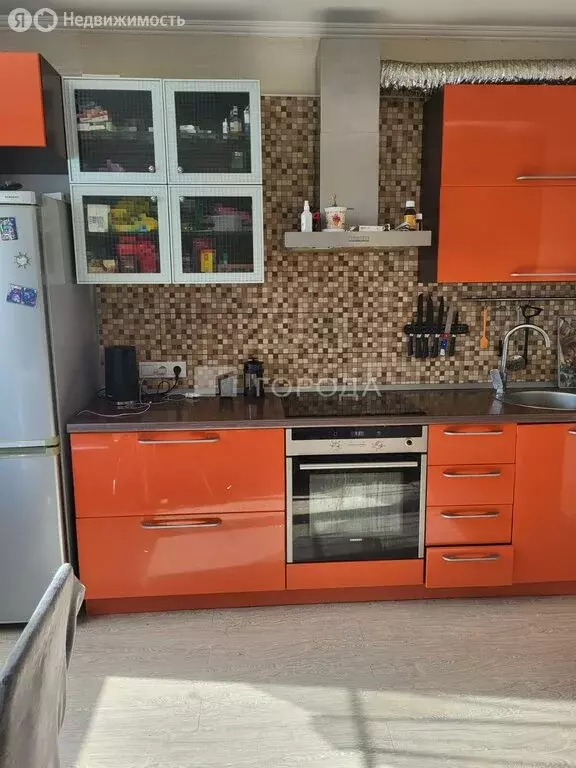 3-комнатная квартира: Барнаул, улица Сергея Ускова, 3 (79.4 м) - Фото 0