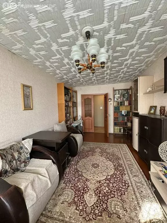 4-комнатная квартира: Челябинск, Комсомольский проспект, 84 (85.2 м) - Фото 1