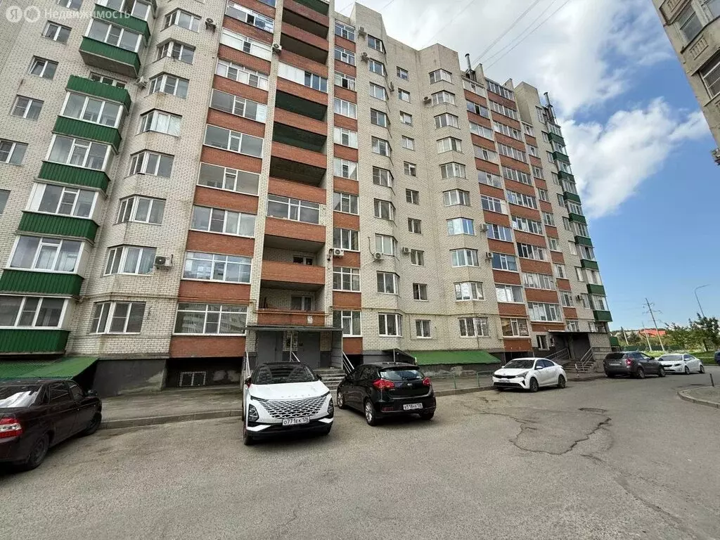 3-комнатная квартира: Ставрополь, улица Пирогова, 94 (70.2 м) - Фото 0
