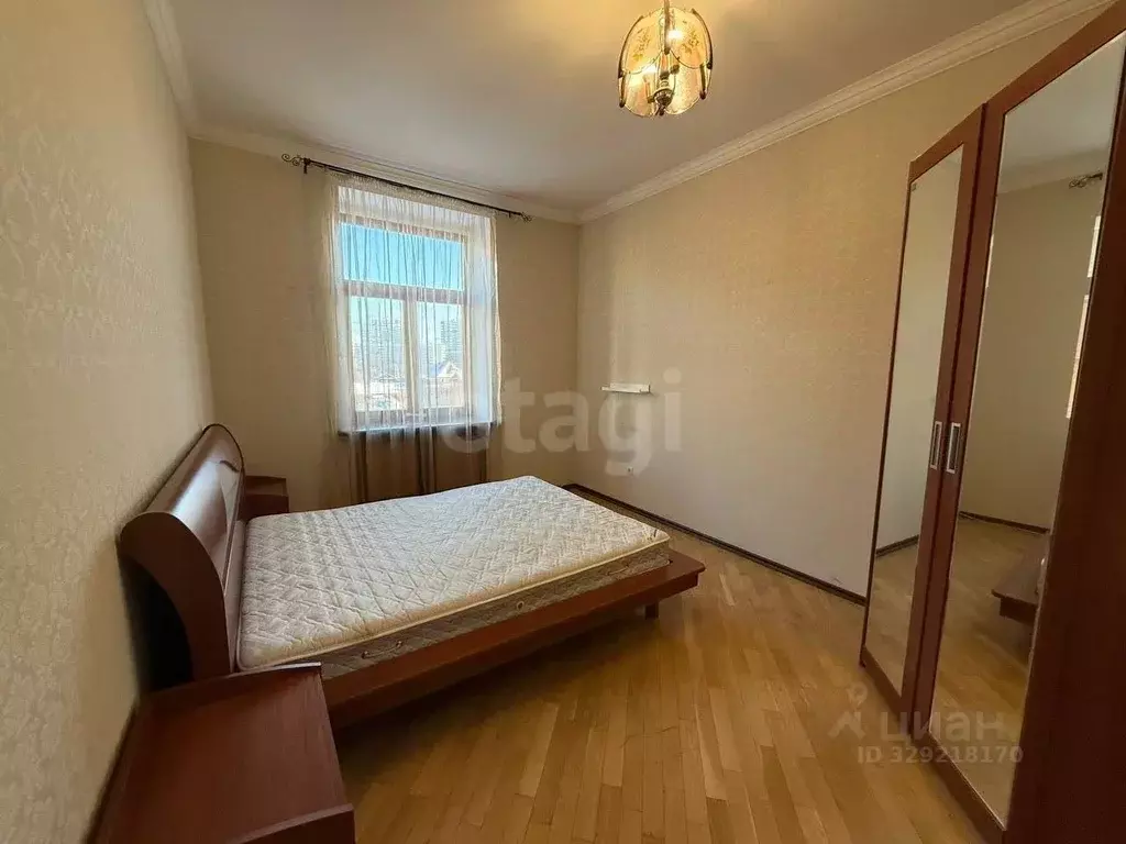 4-к кв. Татарстан, Казань ул. Калинина, 10 (168.0 м) - Фото 1