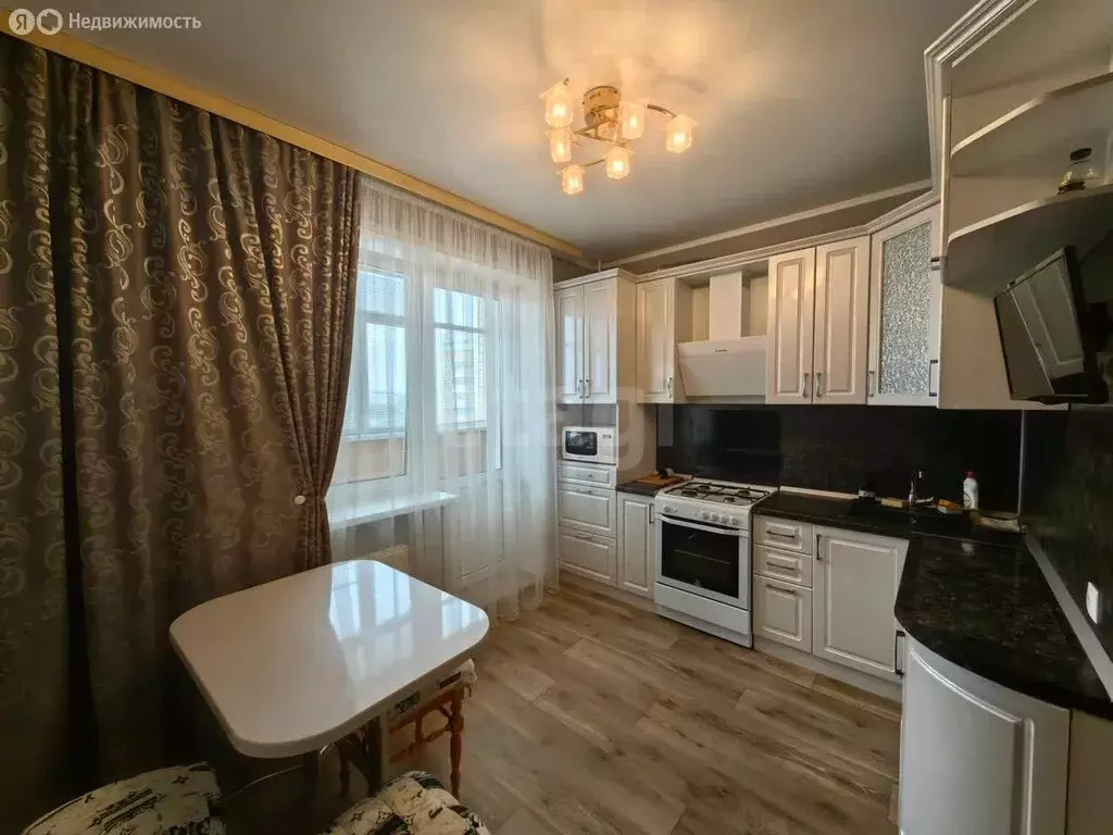 1-комнатная квартира: Саранск, Севастопольская улица, 25Б (36.7 м) - Фото 0