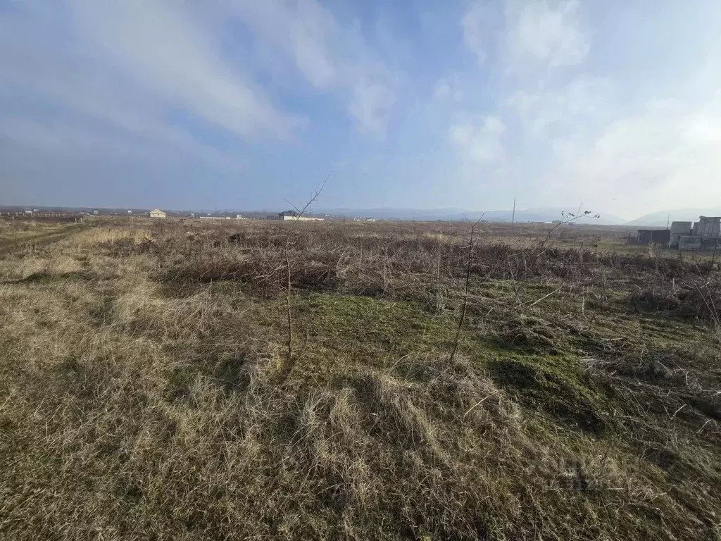 Участок в Кабардино-Балкария, Нальчик ул. Шогенова, 82 (6.1 сот.) - Фото 1