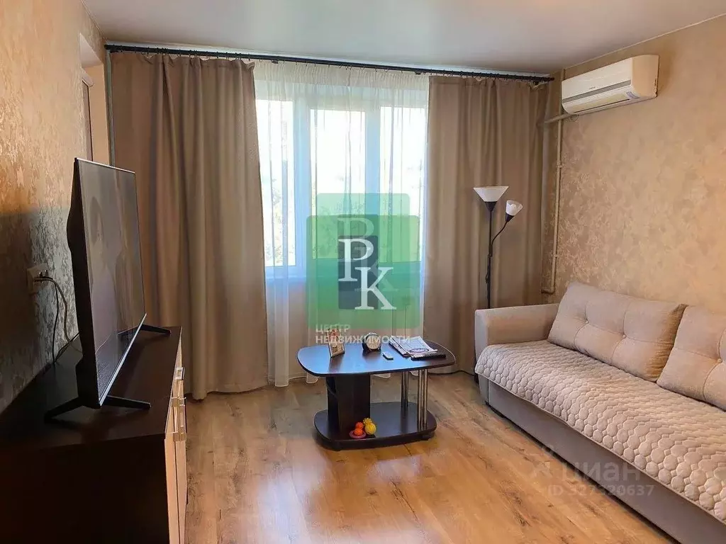 2-к кв. Севастополь просп. Октябрьской Революции, 56А (50.6 м) - Фото 2