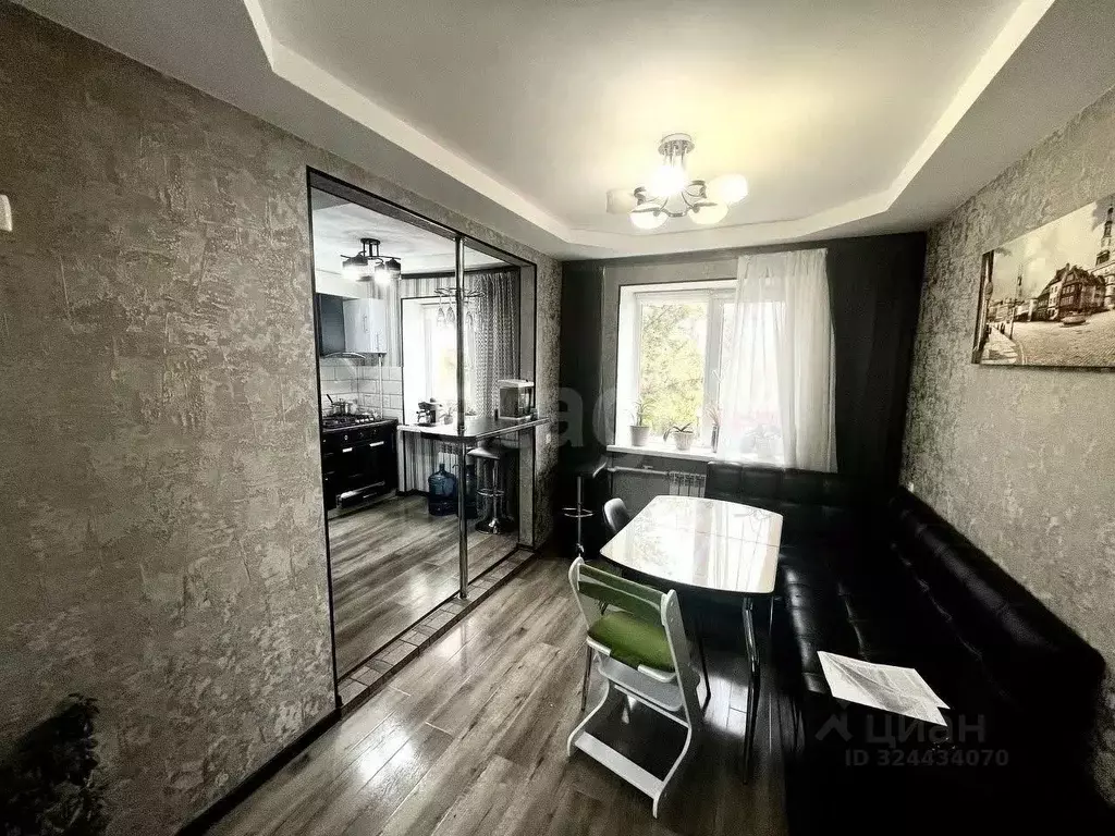 3-к кв. Крым, Нижнегорский пгт ул. Молодежная (54.0 м) - Фото 1