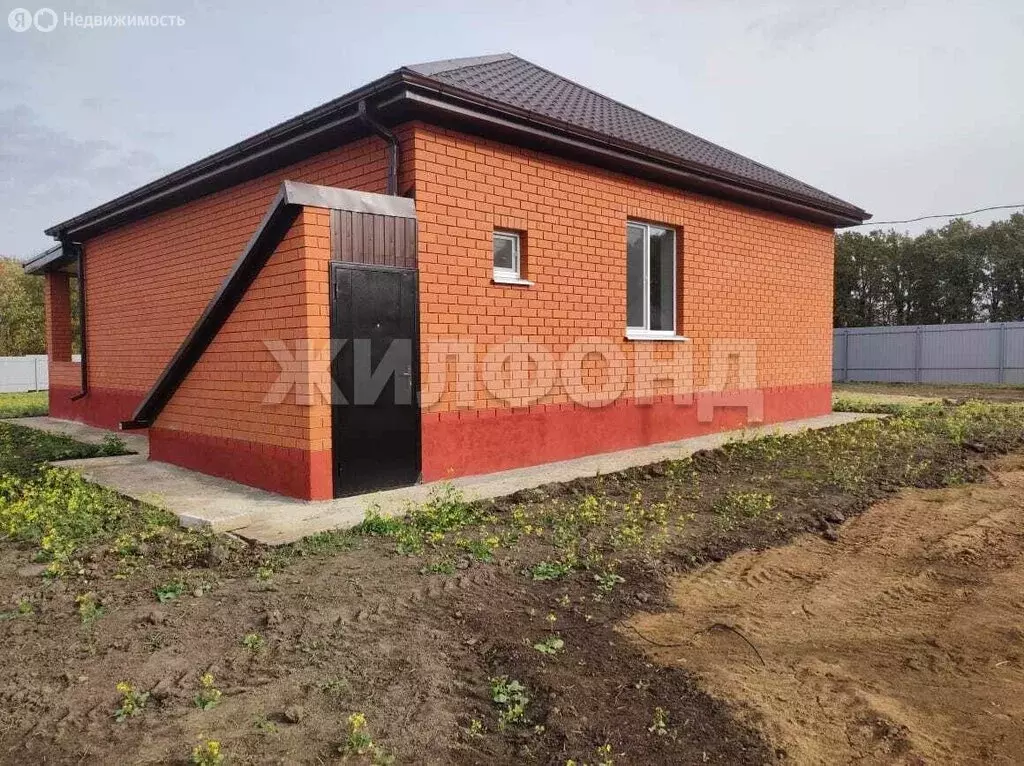 Дом в Орловский муниципальный округ, посёлок Надежда, Дворянская улица ... - Фото 2