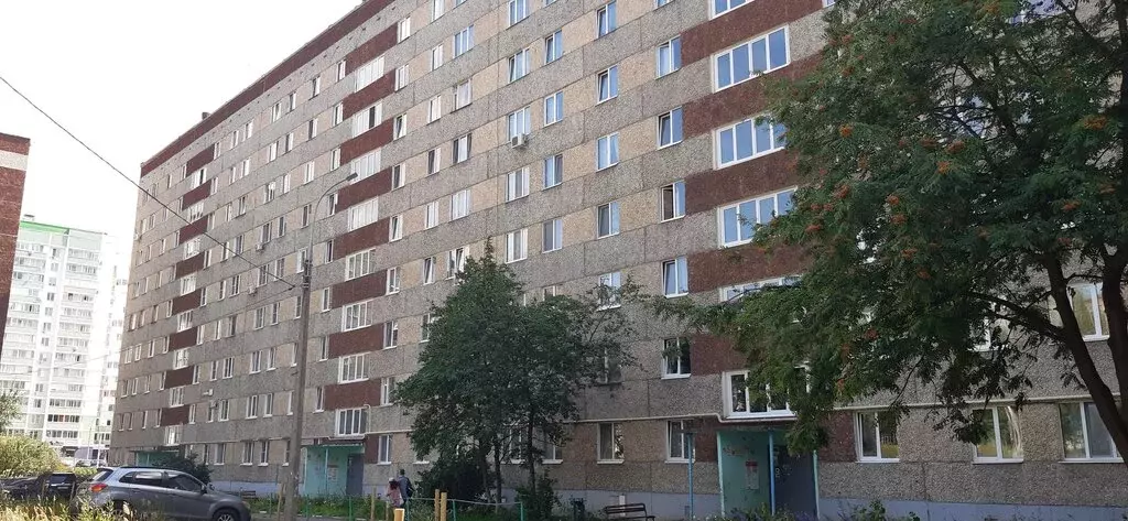 4-комнатная квартира: Ижевск, улица имени Барышникова, 67 (68 м) - Фото 0