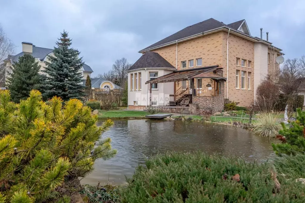 Дом в Московская область, Мытищи городской округ, д. Грибки пер. ... - Фото 1