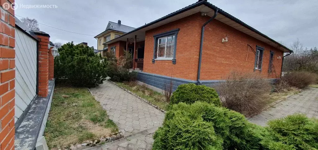 Дом в Выборг, Окружная улица (274 м) - Фото 1