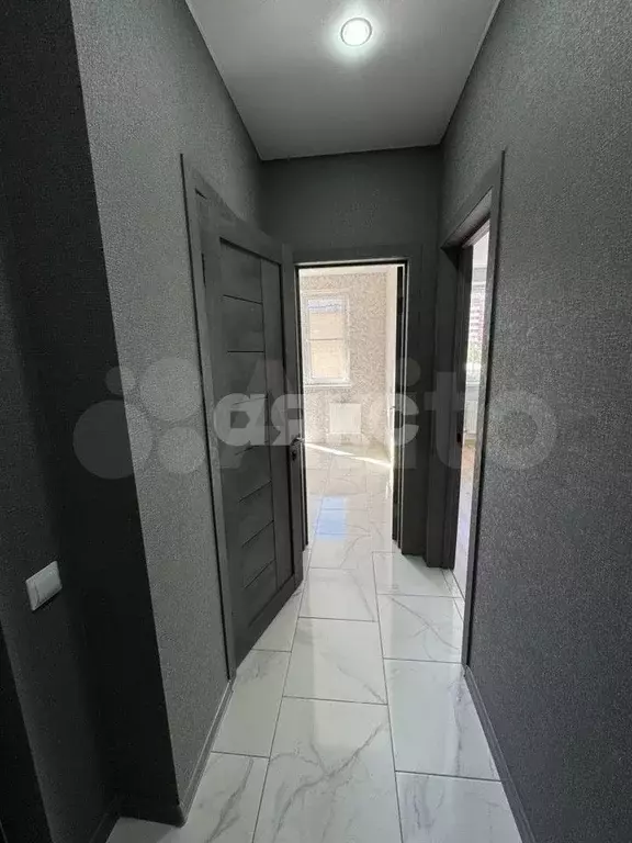 1-к. квартира, 37 м, 3/3 эт. - Фото 1