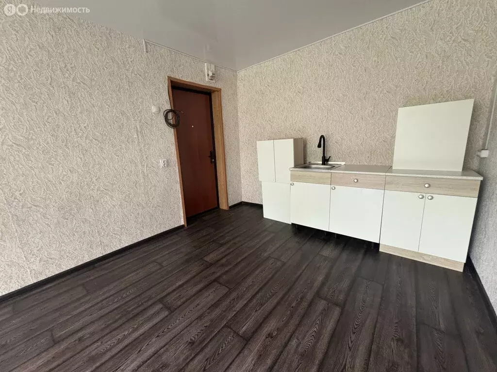 1к в -комнатной квартире (17.7 м) - Фото 1