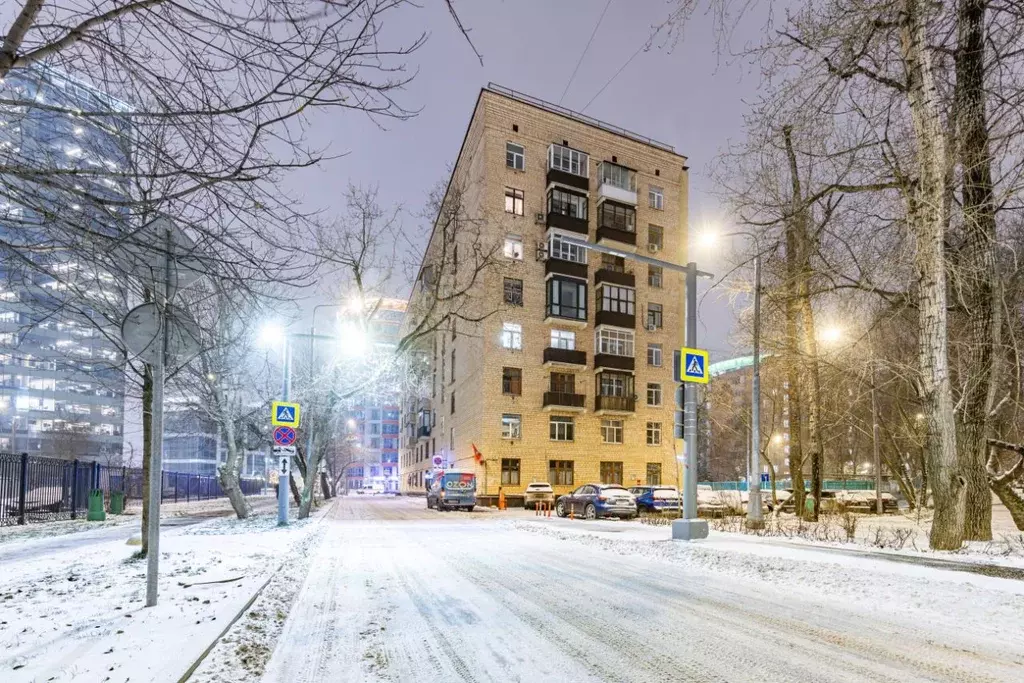 Помещение свободного назначения в Москва Поклонная ул., 4 (104 м) - Фото 0