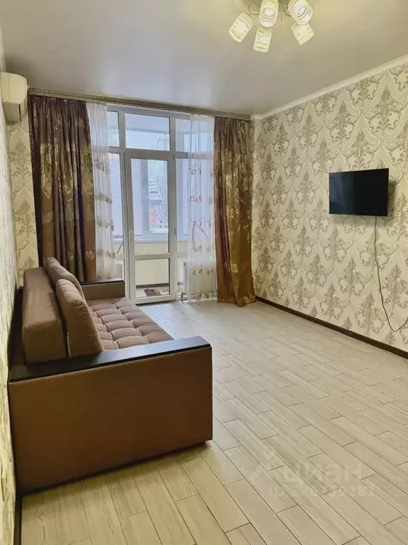 1-к кв. Краснодарский край, Горячий Ключ Школьная ул., 20 (38.0 м) - Фото 1