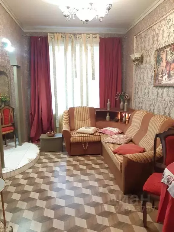 3-к кв. Брянская область, Брянск пер. Металлистов, 8а (82.0 м) - Фото 1