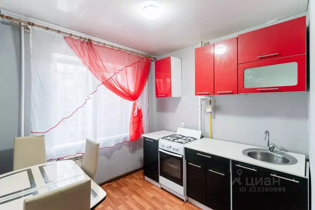 2-к кв. Омская область, Омск Городок Нефтяников мкр, ул. 22 Апреля, 16 ... - Фото 1