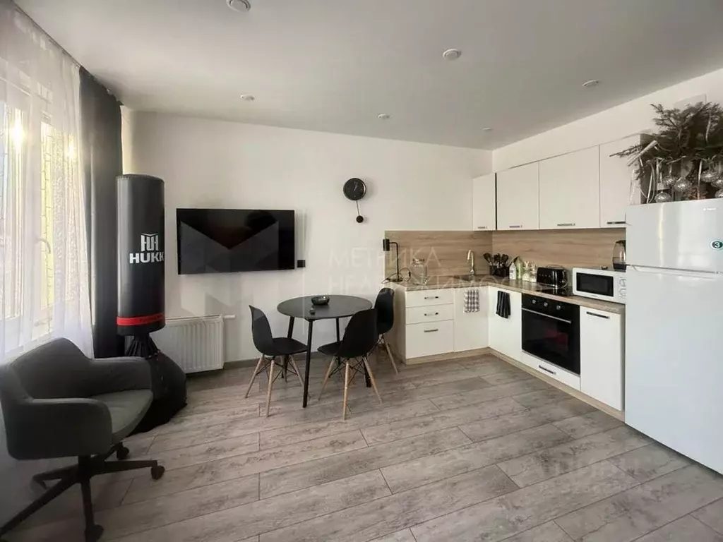 Студия Тюменская область, Тюмень ул. Павла Никольского, 6 (33.4 м) - Фото 1