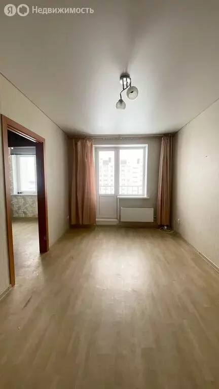 1-комнатная квартира: Энгельс, улица Колотилова, 80Б (26 м) - Фото 0