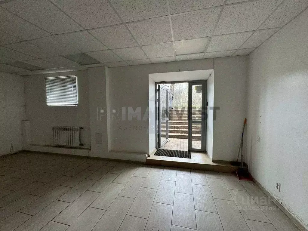 Торговая площадь в Челябинская область, Челябинск ул. Карпенко, 22 (54 ... - Фото 1