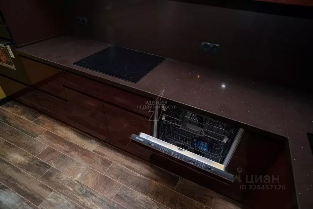 3-к кв. Татарстан, Казань ул. Баки Урманче, 6 (96.4 м) - Фото 2