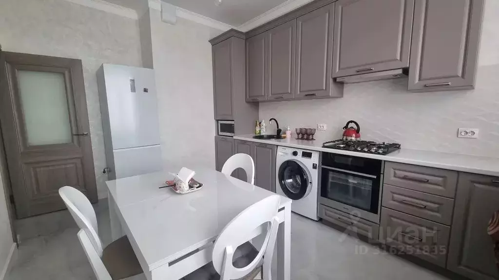 1-к кв. Кабардино-Балкария, Нальчик ул. Кешокова, 81 (48.0 м) - Фото 1