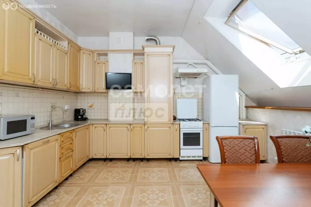 2-комнатная квартира: Казань, улица Фатыха Карима, 27 (114.1 м) - Фото 2