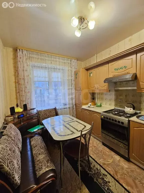 3-комнатная квартира: Ухта, улица Сенюкова, 18 (68.9 м) - Фото 0