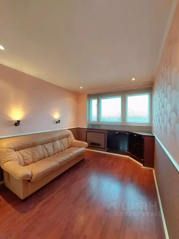 3-к кв. Санкт-Петербург ул. Морской Пехоты, 10к1 (60.4 м) - Фото 1