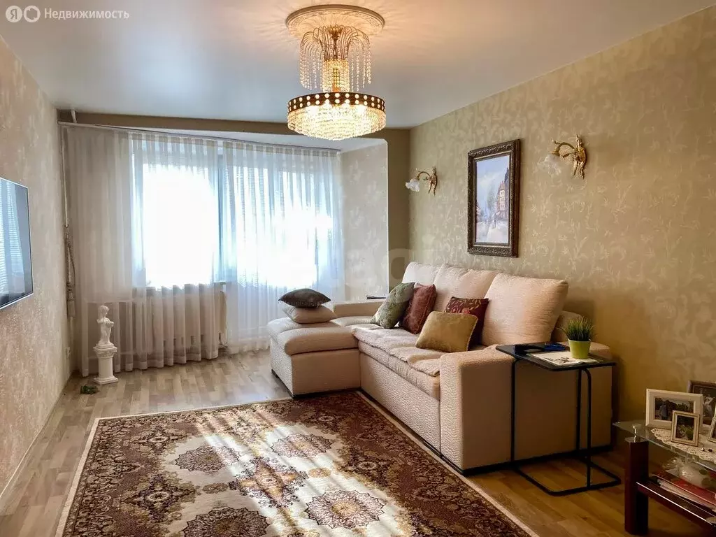 3-комнатная квартира: Кириши, проспект Ленина, 28 (68 м) - Фото 2