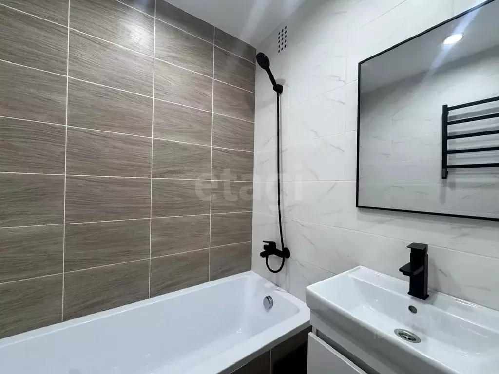 2-к кв. Московская область, Луховицы ул. Жуковского, 31а (47.3 м) - Фото 1