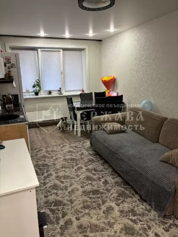 2-к кв. Кемеровская область, Междуреченск Вокзальная ул., 62 (44.0 м) - Фото 0
