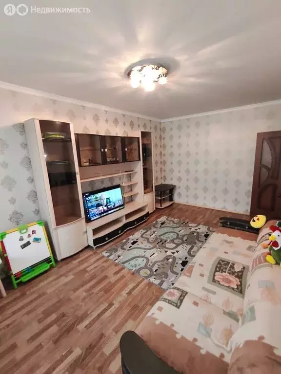 2-комнатная квартира: Железногорск, Всесвятская улица, 6 (59.3 м) - Фото 1