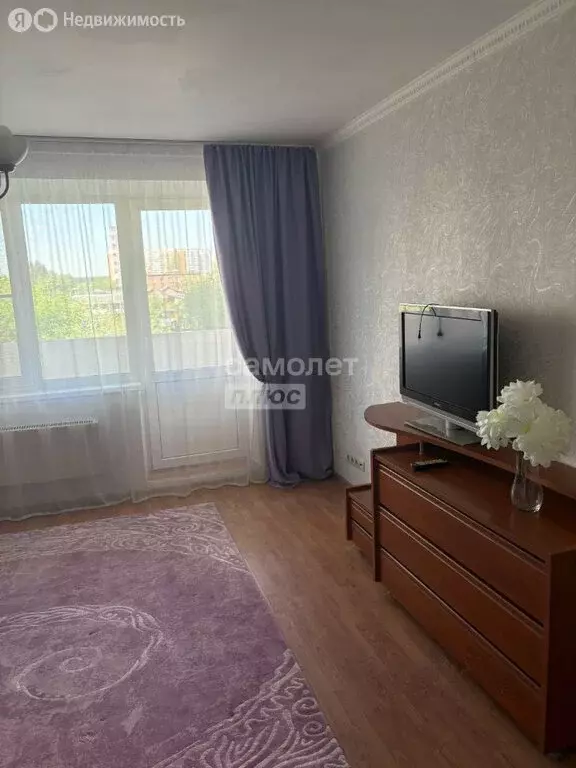 1-комнатная квартира: Лобня, улица Пушкина, 6 (46.8 м) - Фото 0