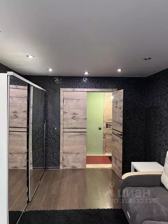 Квартира, 3 комнаты, 56.9 м - Фото 0