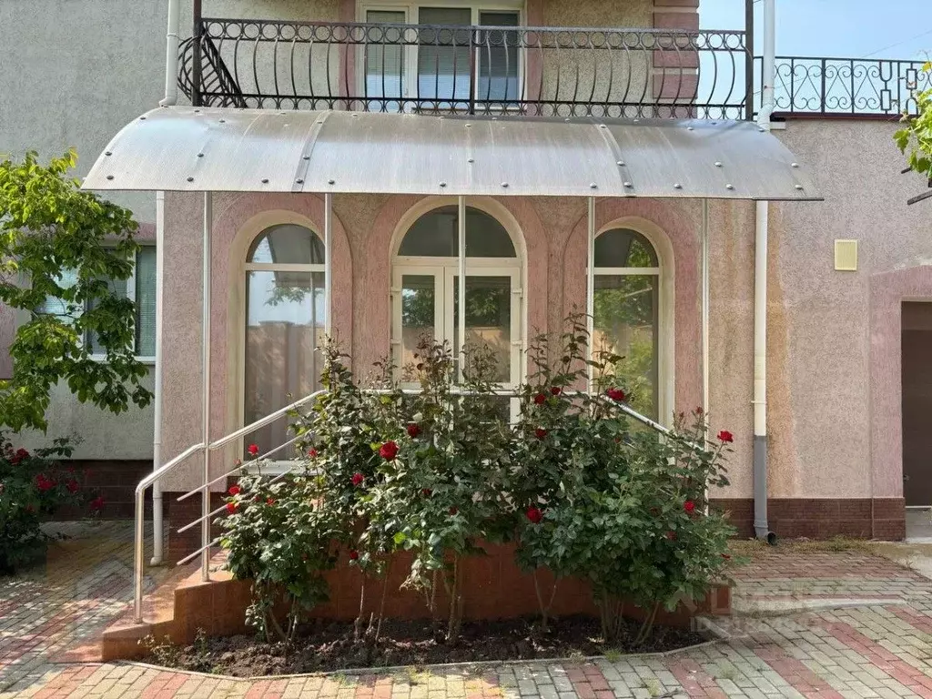 Дом в Крым, Сакский район, Лесновское с/пос, с. Прибрежное ул. ... - Фото 0