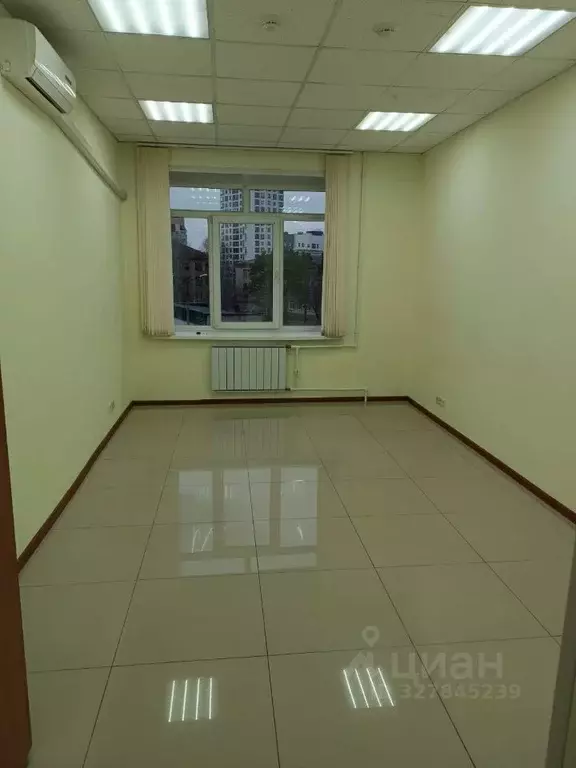 Офис в Свердловская область, Екатеринбург ул. Торговая, 5 (18 м) - Фото 1