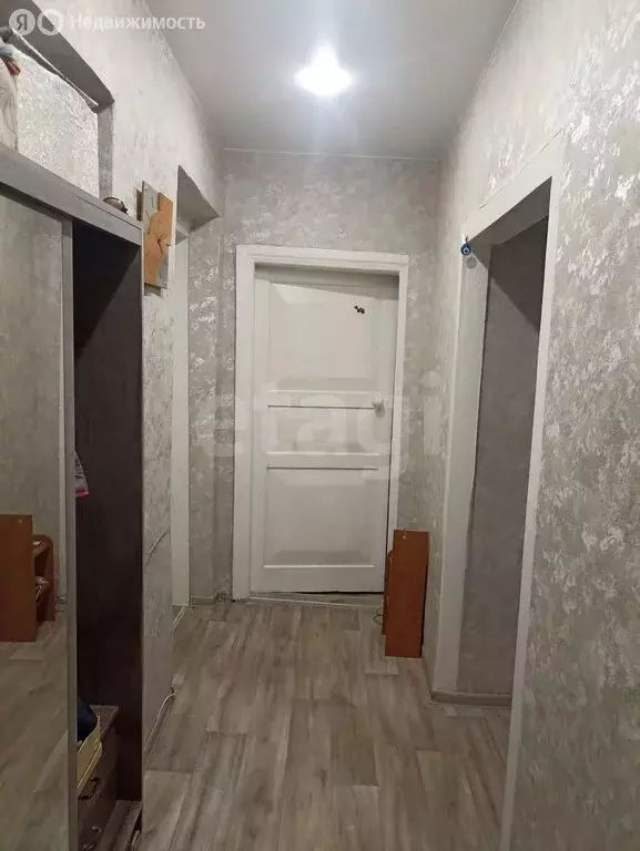 2-комнатная квартира: Кемерово, улица Черняховского, 10 (48 м) - Фото 1