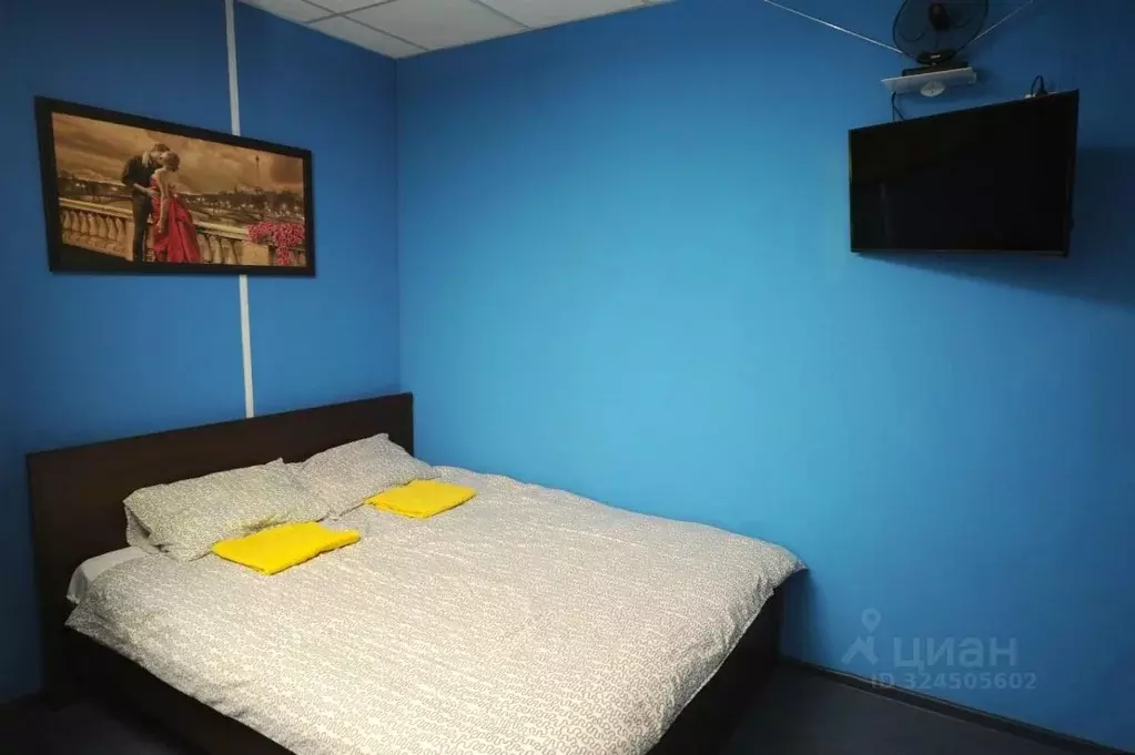 Комната Свердловская область, Екатеринбург ул. Народной Воли, 69 (18.0 ... - Фото 1