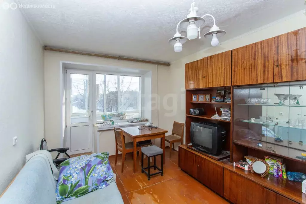 2-комнатная квартира: Тобольск, микрорайон Менделеево, 5 (47 м) - Фото 1