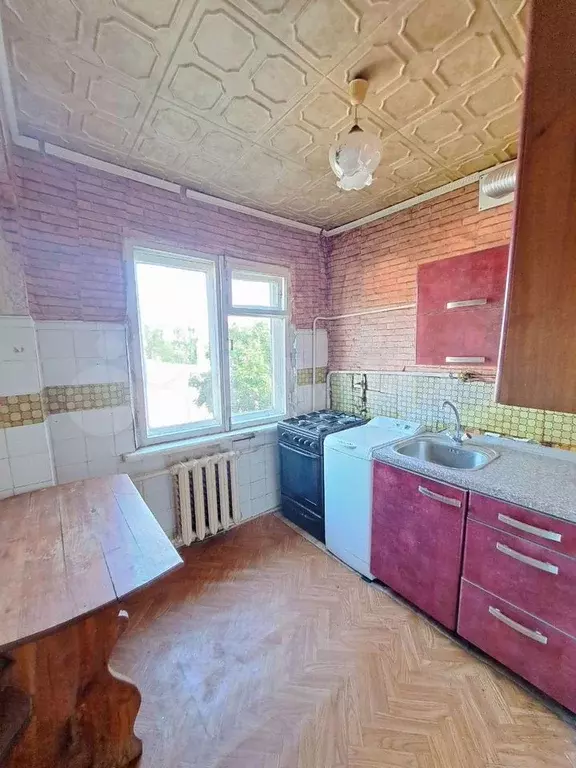 4-к. квартира, 60 м, 5/5 эт. - Фото 0