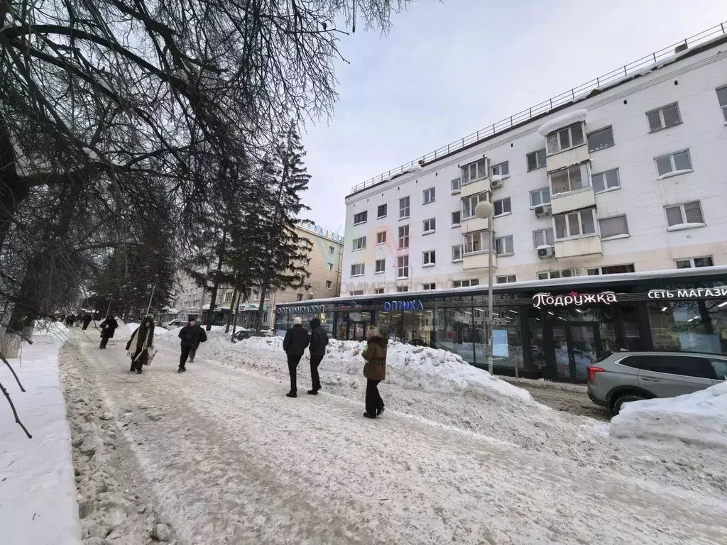 Торговая площадь в Башкортостан, Уфа ул. 50-летия Октября, 18 (228 м) - Фото 1