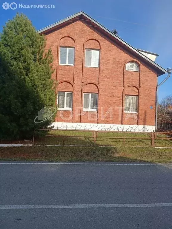 Дом в Тюмень, микрорайон Березняковский, Карельская улица (200 м) - Фото 1