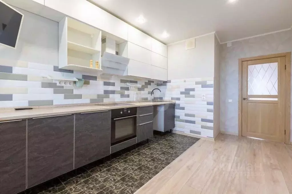 2-к кв. Татарстан, Казань ул. Хусаина Мавлютова, 17Ек1 (62.0 м) - Фото 1